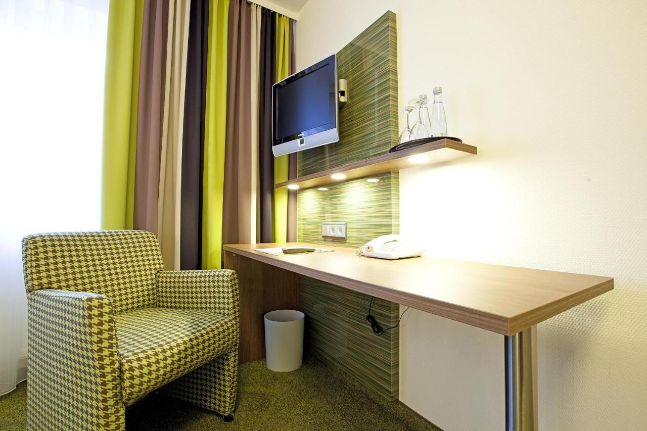Hotel Hirsch Leonberg Bilik gambar